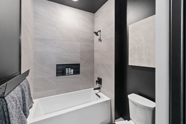 Bath 4